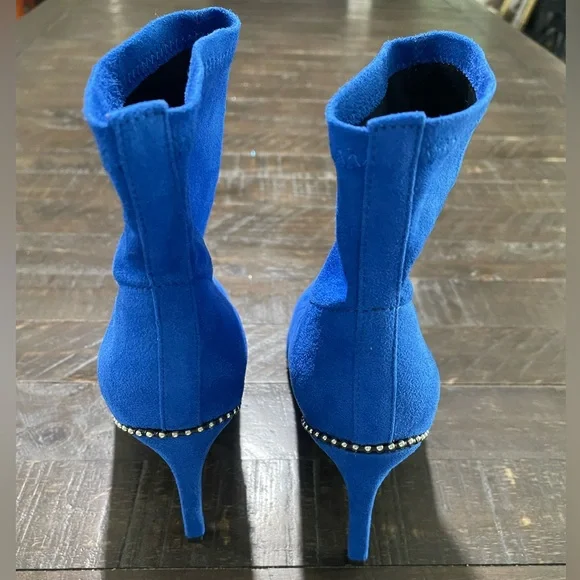 Bar lll Blue Suede Melanay Pointy Heeled Beaded Bootie Sz 8 - Picture 9 of 13